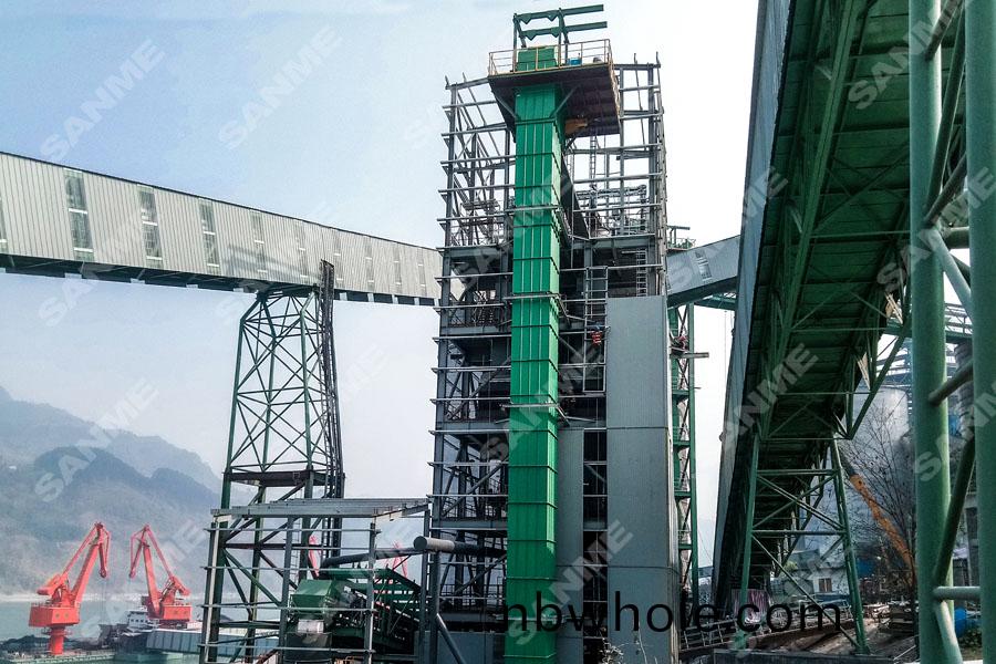 山美股份承建的(de)東(dong)方希(xi)朢精(jing)品樓(lou)站式(shi)機(ji)製砂生(sheng)産(chan)工廠調(diao)試成功(gong)