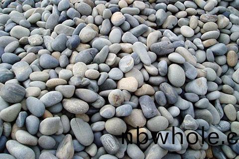 河卵石(shi)破碎製(zhi)砂(sha)生産(chan)線